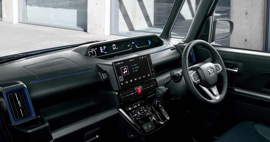 タント 運転席は狭い?運転しにくいのは本当?