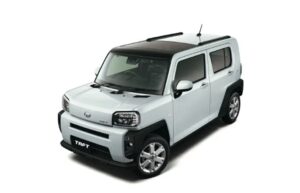 タフトのセラミックグリーンメタリックの評判は？人気色やメリット