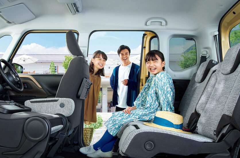 歴代と派生車種のスズキ スペーシアのcm女優・俳優